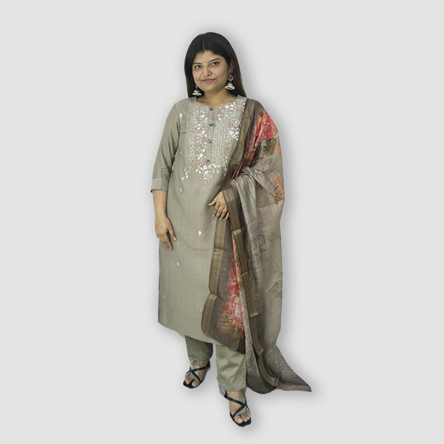 Modern Looks with Ethnic Kurti Set